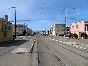 Nástupiště na stanici Judah a 40th Avenue, únor 2018.JPG