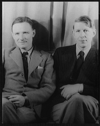 Wepo:Portrait of Christopher Isherwood and W.H. Auden LCCN2004663063.tif