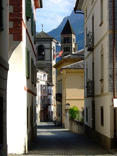 File:Poschiavo Via da Mez1.jpg