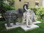 Play sculpture "Three little elephants"