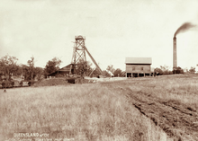 Coal mine in Ipswich, 1898 Queensland State Archives 2253 Coal mine at Blackstone near Ipswich 1898.png