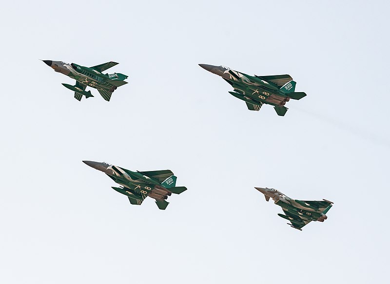 File:RSAF (Royal Saudi Air Force) jets in special livery for the 88th National Day Celebrations (45053352842).jpg