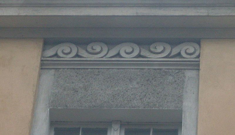 File:Relief at Biskupia 20 Street in Gdańsk B.jpg