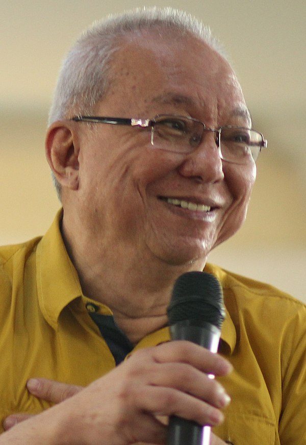 Lee at a screenwriting seminar in Colegio de San Juan de Letran, February 2018