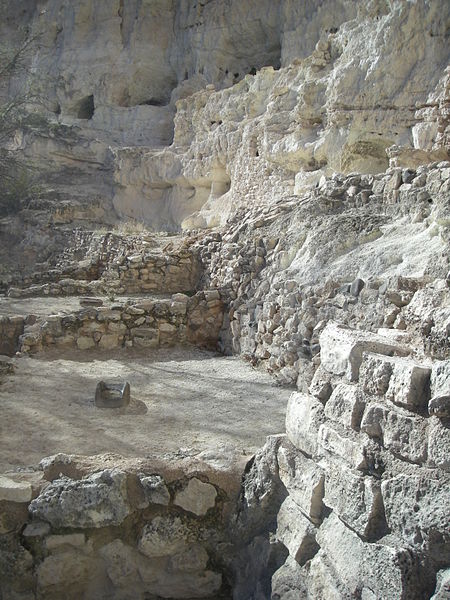 File:Ruins Near Montezuma Castle.JPG