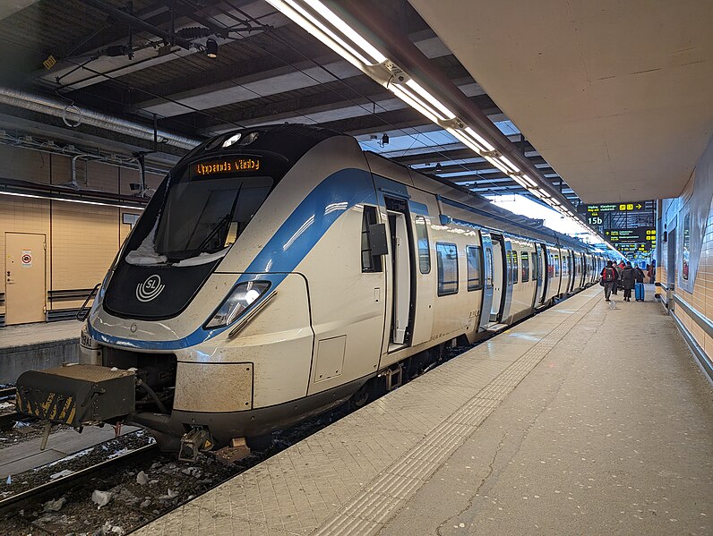 File:SL X60, Stockholm Centralstation, 20240106 - 05.jpg