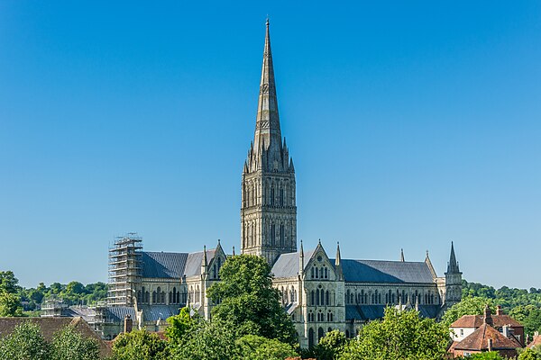 Salisbury Cathedral from the Old George Mall in July 2016