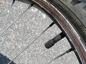 Bicycles/Maintenance and Repair/Wheels and Tires/Fixing a flat