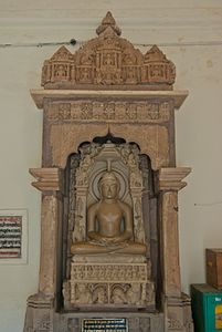 Shantinath Jain templom Khajuraho 05.jpg