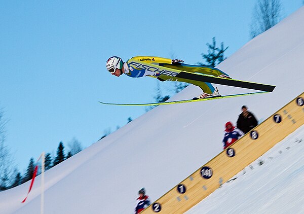 Simon Ammann flying down the hill in Vikersund, 2011