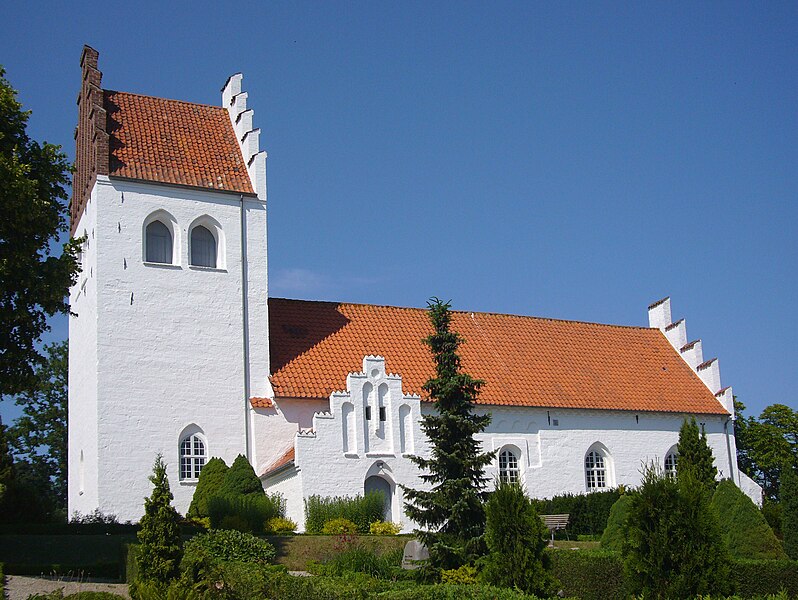 File:Snoldelev Kirke Roskilde Denmark.jpg