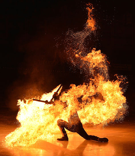 Prop dance – a fire dancer performance