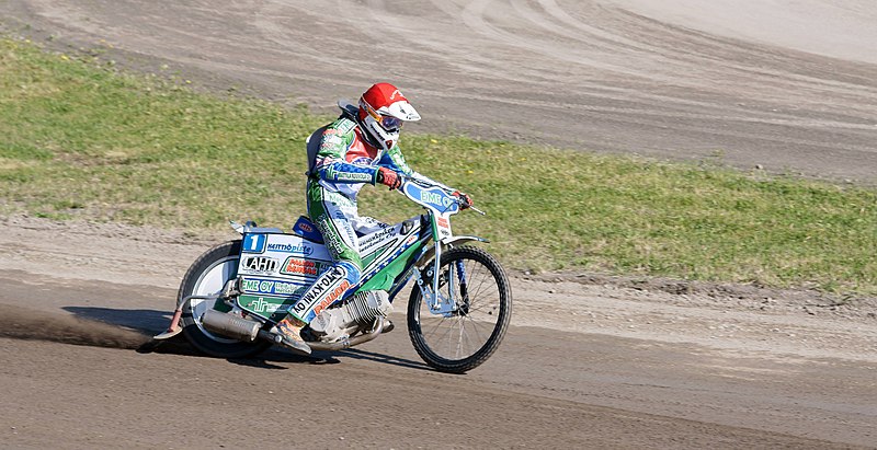 File:Speedway Extraliiga 22. 5. 2010 - Timo Lahti erä 2.jpg