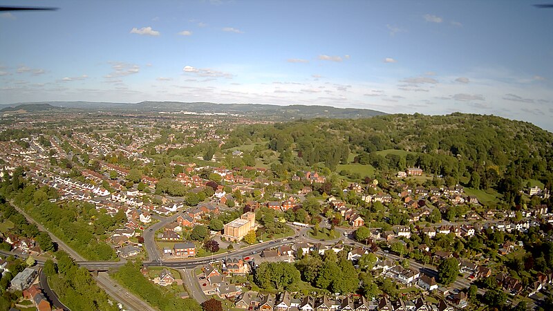 File:St Barnabas Church, Gloucester.jpg