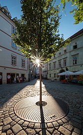 Starburst effect on Biela street ((Bratislava, Slovakia)