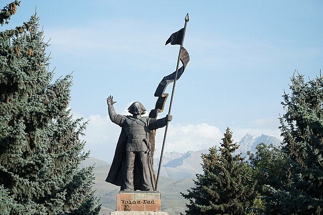 Image: Statue of Tagay Biy in Karakol 2