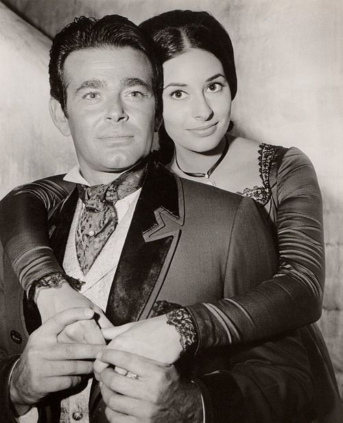 Whitman and Ina Balin in The Comancheros (1961)