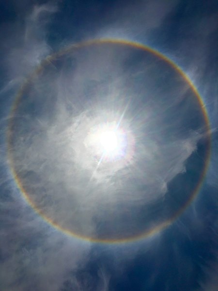 File:Sun Halo 2018.jpg