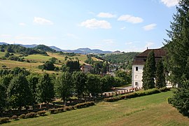 Svätý Anton - pohľad na obec z parku.jpg