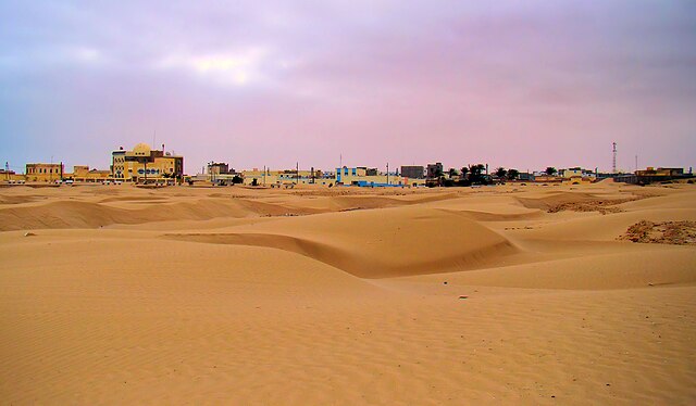 O centro de Tarfaya visto da beira-mar