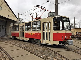 Tatra T6A2 (226 001-2) Straßenbahnmuseum Dresden.jpg