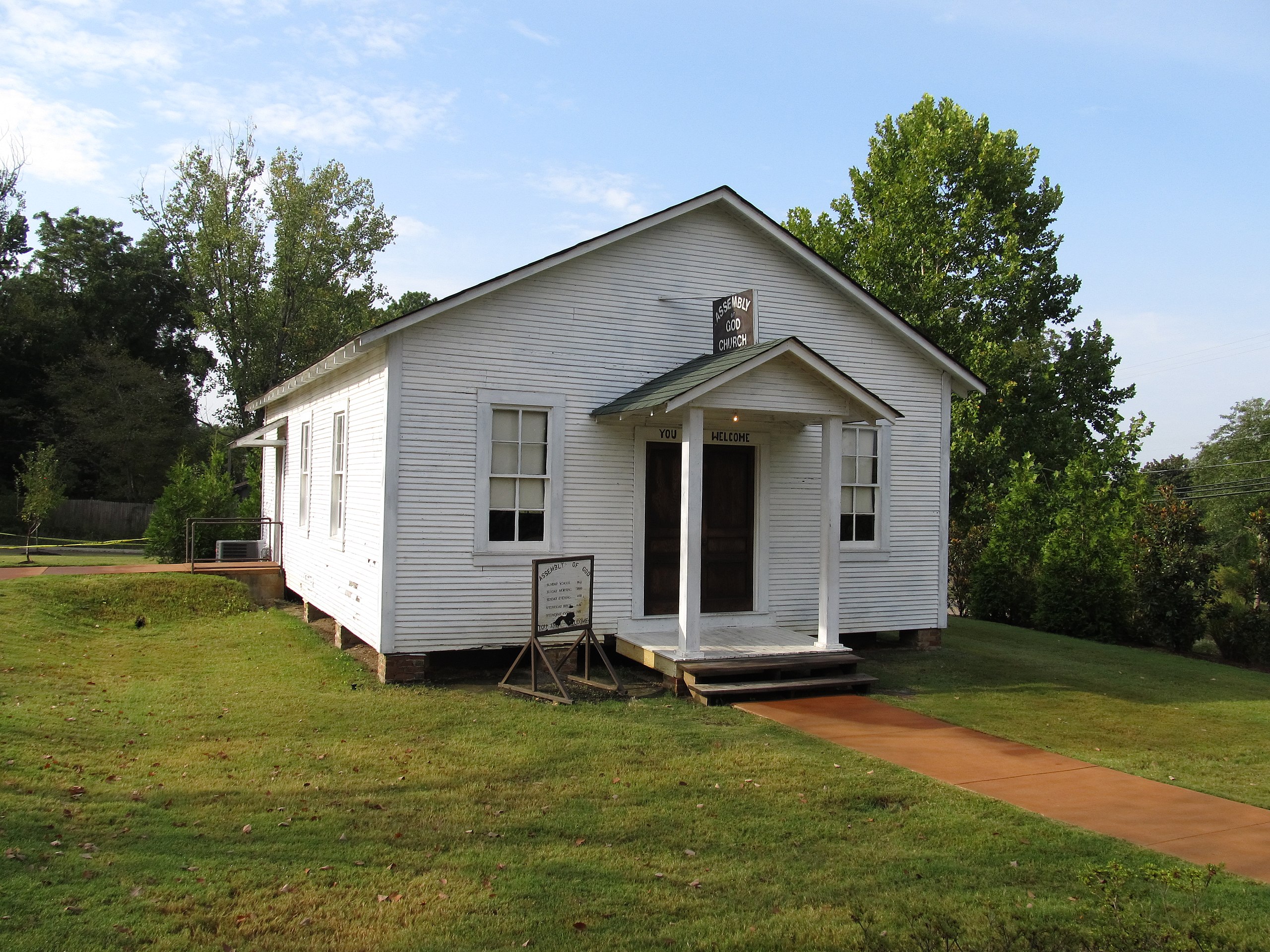Elvis Presley's Birthplace | Historic Sites In Mississippi