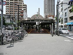 Estación Waseda