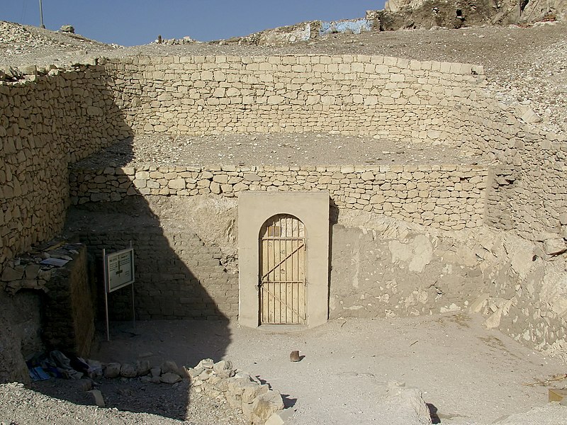 File:Tomb of Menna (TT69) - Entrance.jpg