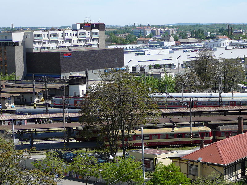 File:Train station in Brno.JPG