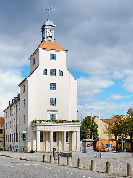 Treuenbrietzen Rathaus 01