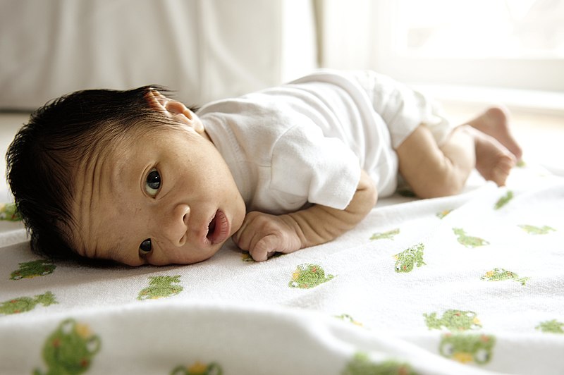 Tummy time - Wikipedia