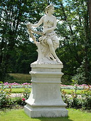 Скульптура в парке Ужутракис