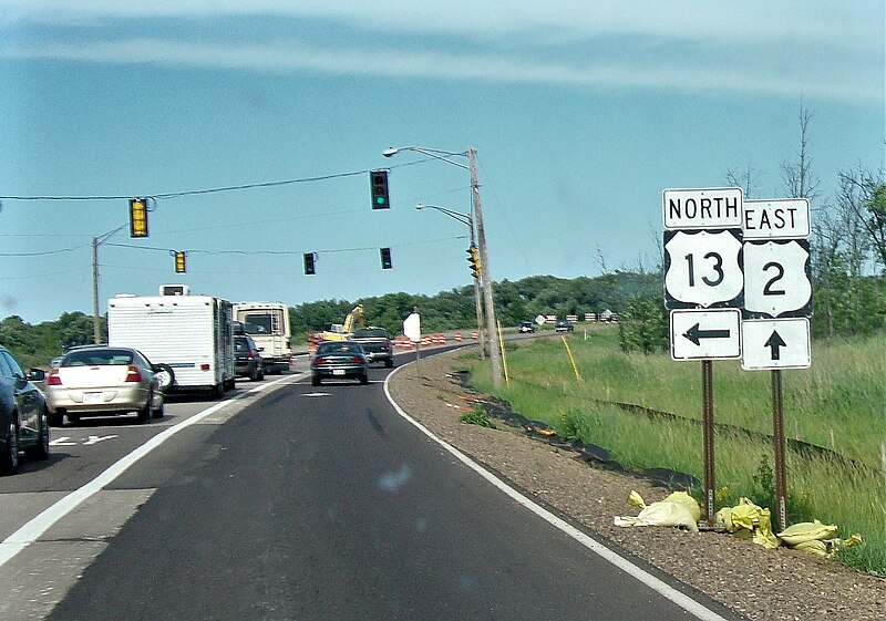 File:U.S. Route 13 and U.S. Route 2 intersection south of Bayfield, WI.jpg