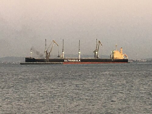 Ultrabulk ship in Lisbon