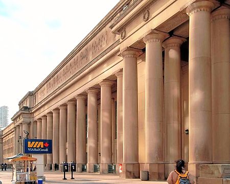 Union Station, Toronto-2.jpg