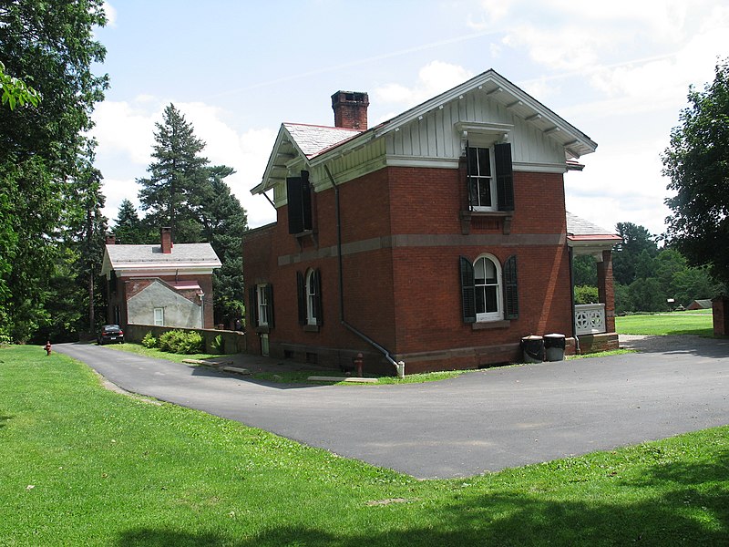 File:Vanderbilt Mansion National Historic Site - 15.JPG