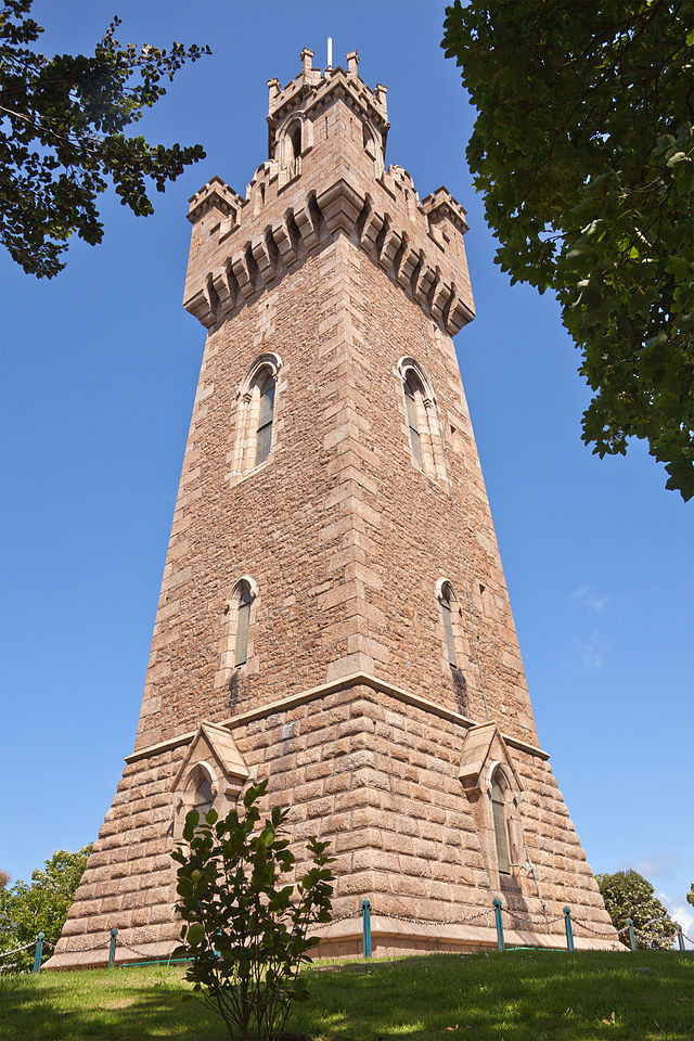 Victoria Tower Gardens - Wikipedia