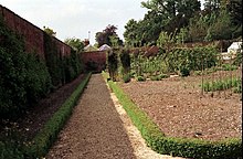 Victorian Gardens - Wikipedia