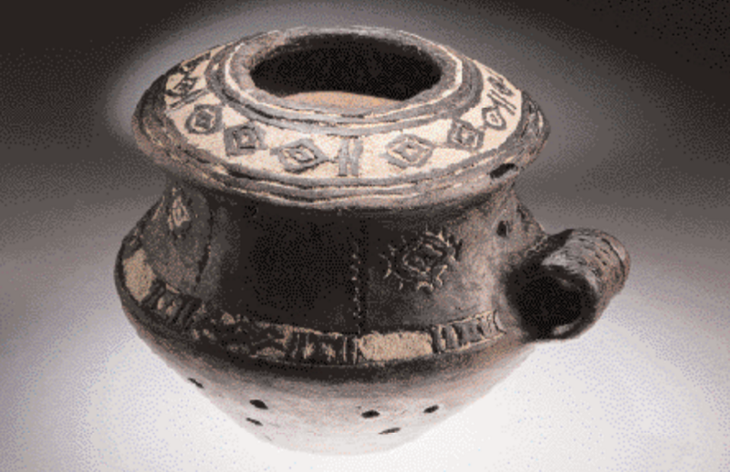 File:Vucedol pottery 1.png