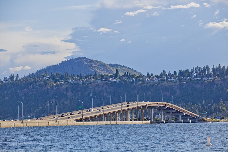 File:William R. Bennett Bridge from Kelowna City Park.jpg