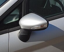 Ford Fiesta side mirror with integrated turn signal repeater Wing mirror with indicator light.JPG