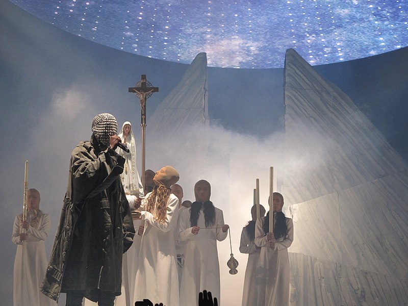 File:Yeezus tour.jpg