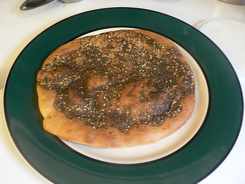 800px-Za%27atar_bread.jpg