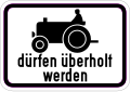 Zusatzschild 847 Kraftfahrzeuge, die nicht schneller als 20 km/h fahren können oder dürfen, dürfen überholt werden (500 × 350 mm)