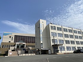 西日本短期大学附属高等学校 - Wikipedia