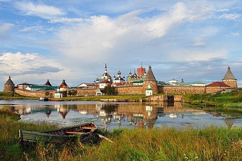 Соловецкий монастырь.jpg