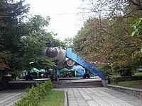 Ту-104 в парке Гагарина, Житомир.jpg