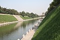 护城河与东门 - panoramio.jpg