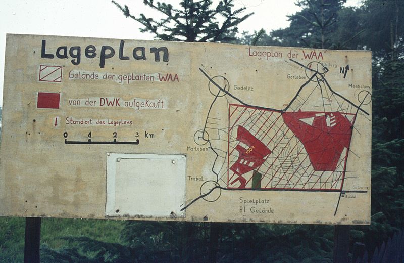 File:1980-07 Atommülllager Gorleben 03.jpg