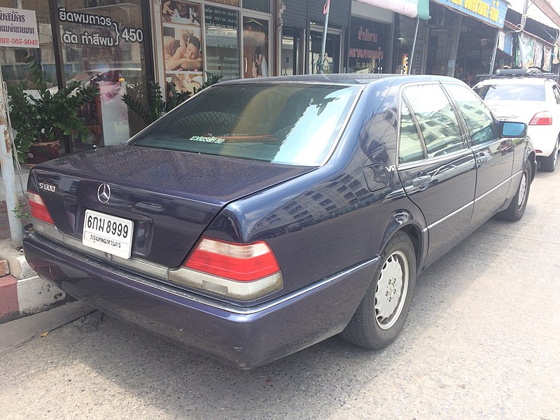 File:1995-1996 Mercedes-Benz S600 (W140) Sedan (13-05-2018) 01.jpg